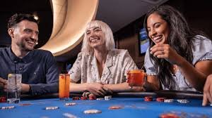 paragon88 Switch Between Tables Slots and Sportsbook